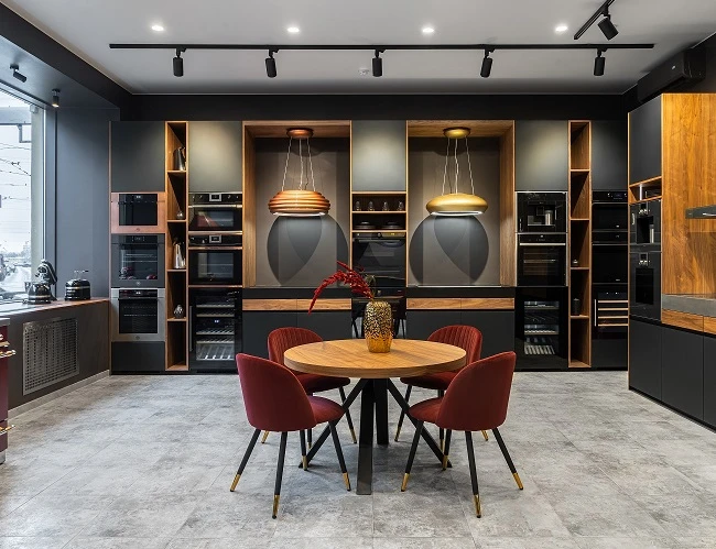 Фирменный Шоу-рум EUROHALL