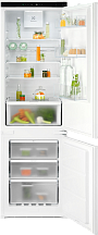  Холодильник Electrolux E7TNGE18S